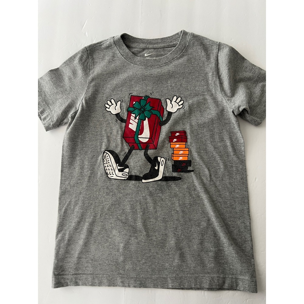 Nike Boys Gray Shoebox Gift Graphic T-Shirt Short Sleeve Size S Small